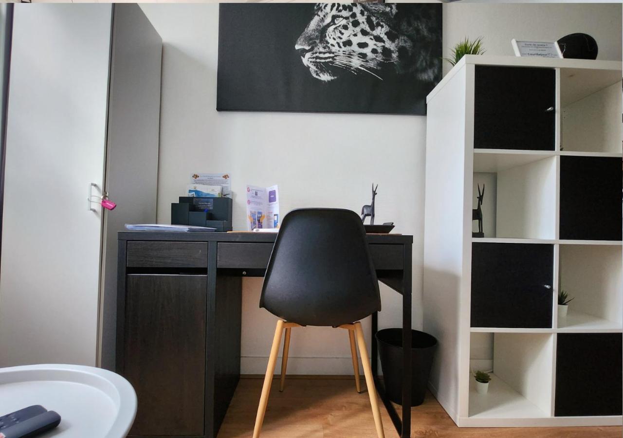 Ferienwohnung "Le Safari" - 2 Lits - Au Coeur Du Vieux Tours Exterior foto